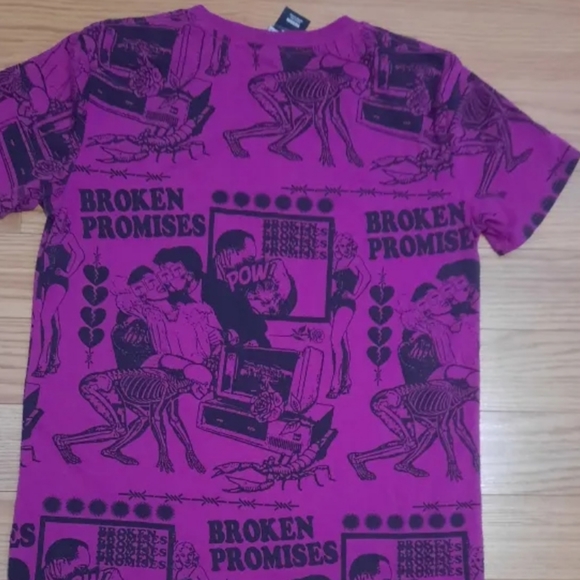Pink Magenta Broken Promises Graphic Tshirt - Picture 3 of 5